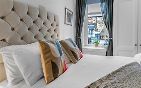 Cheerful Stays - Jamson Pl 3 Bed Apartment