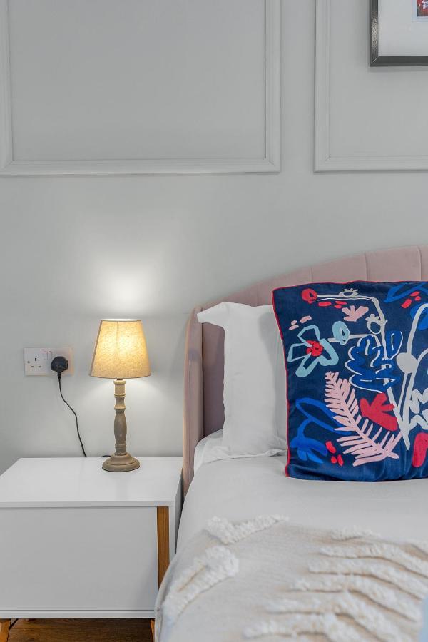 Cheerful Stays - Jamson Pl 3 Bed Apartment EDI Buitenkant foto